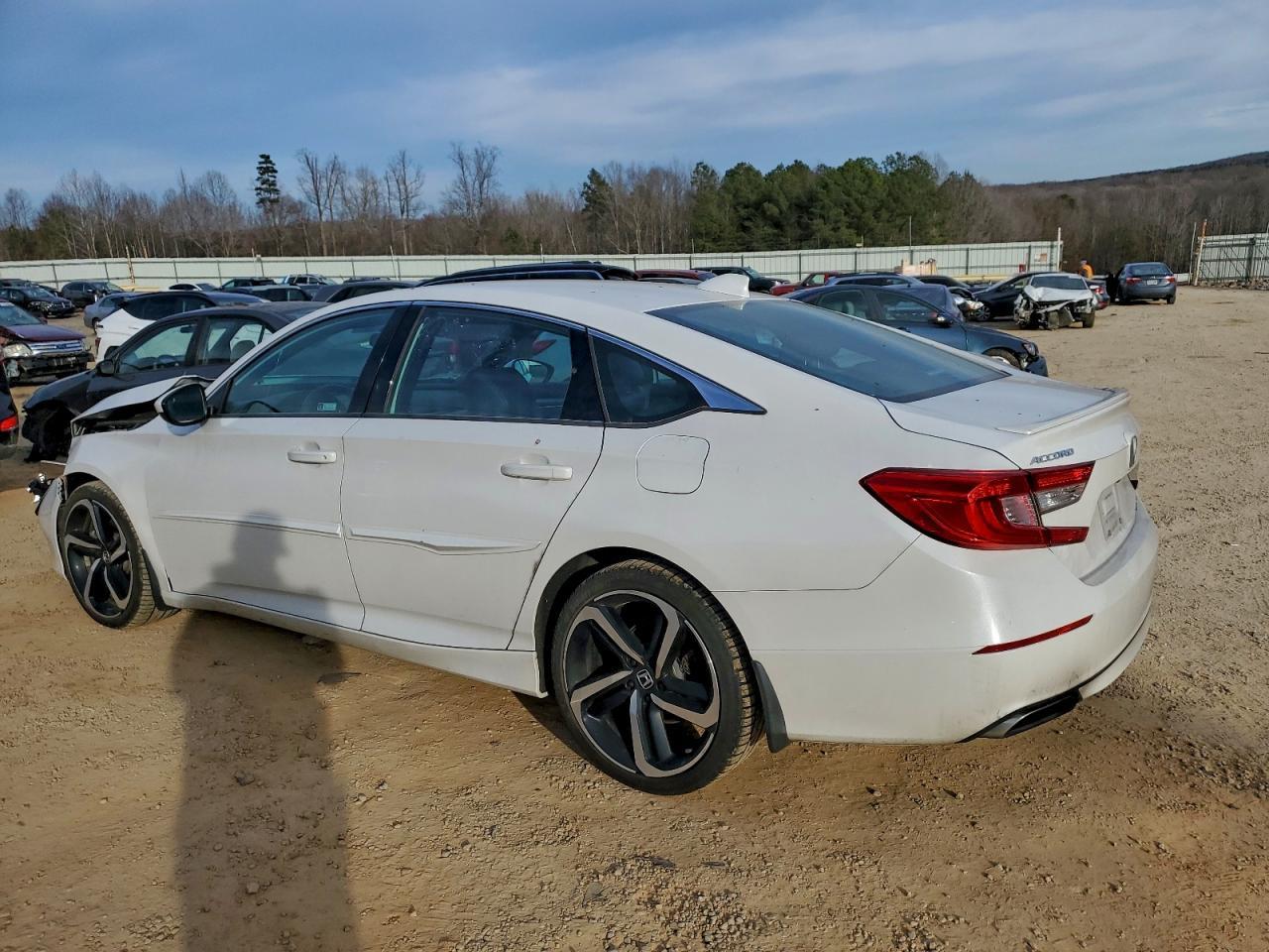 2018 Honda Accord Sport - Image 2
