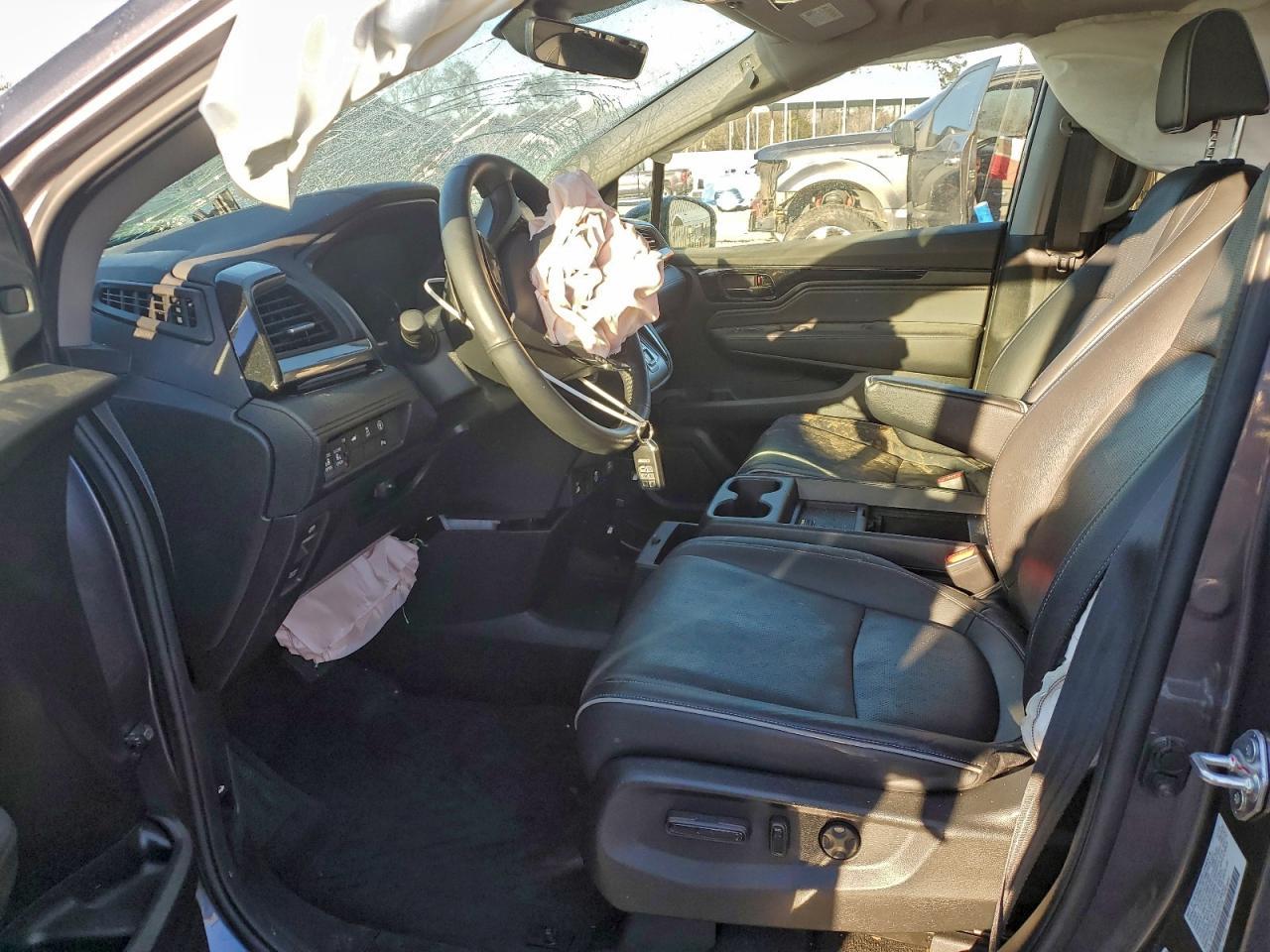 2024 Honda Odyssey Elite - Image 7