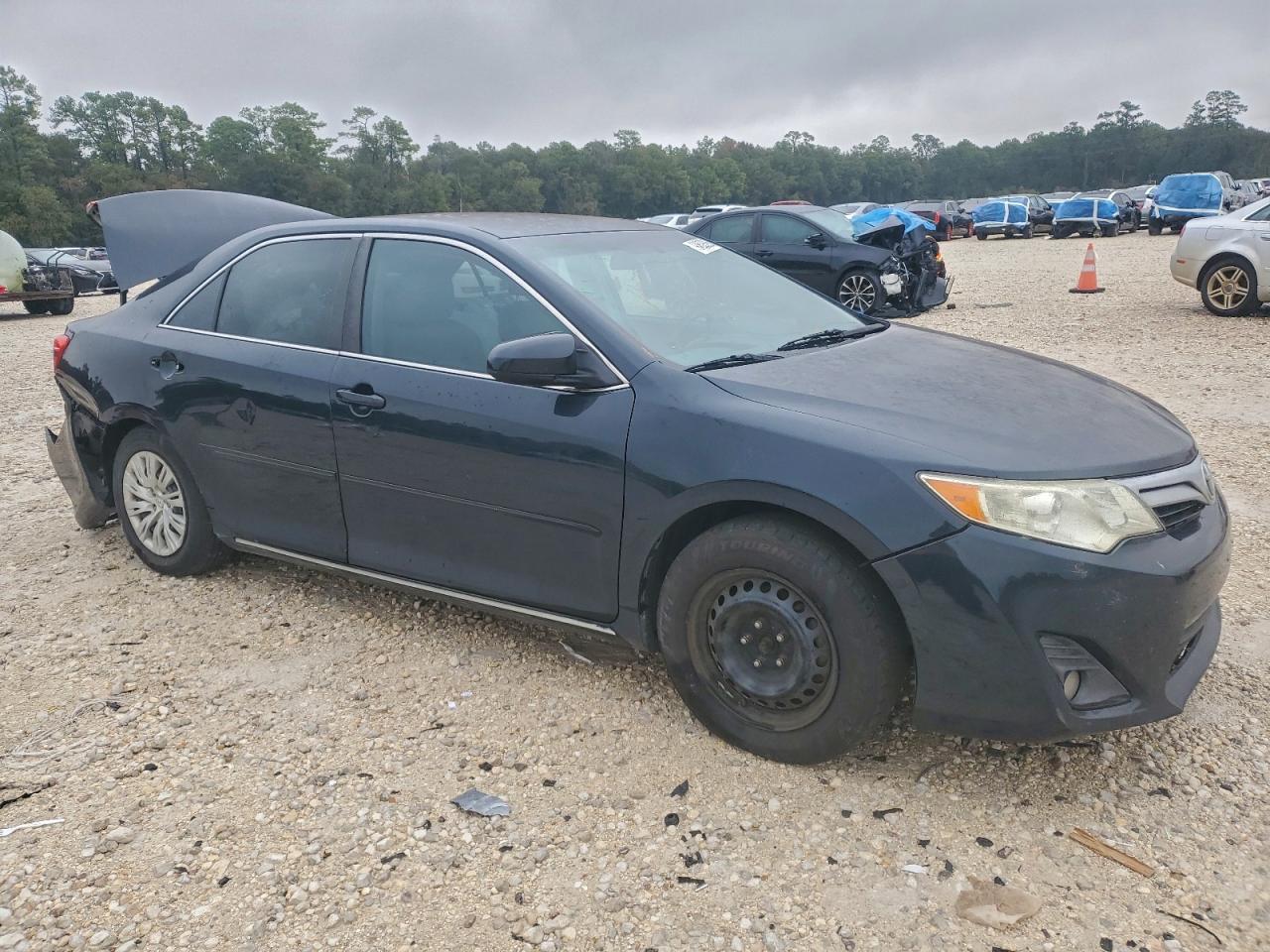 2014 Toyota Camry L - Фото 4