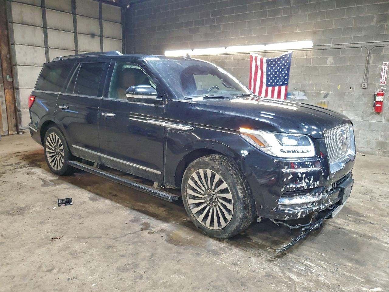 2019 Lincoln Navigator Reserve - Фото 4