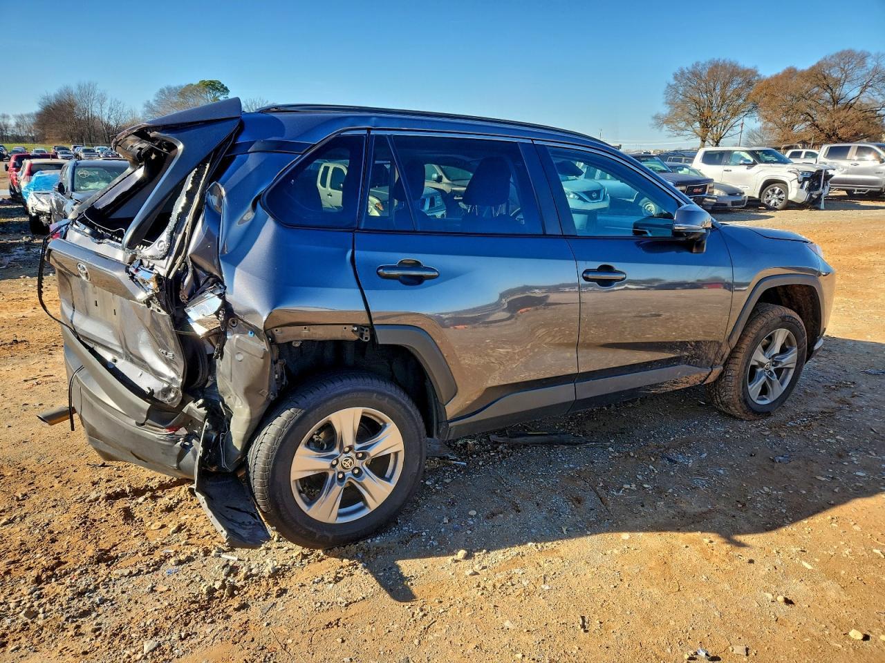 2022 Toyota Rav4 Xle - Фото 3