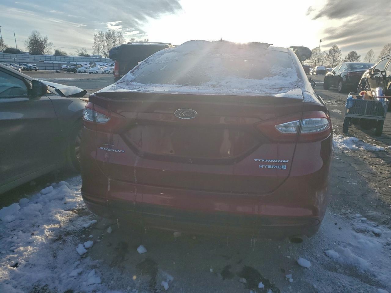 2015 Ford Fusion Titanium Hev - Фото 6