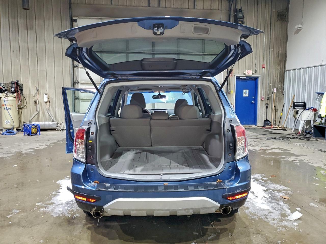 2009 Subaru Forester 2.5X Limited - Image 6