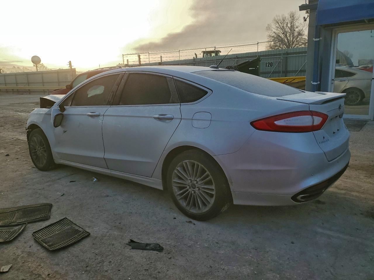 2014 Ford Fusion Titanium - Фото 2