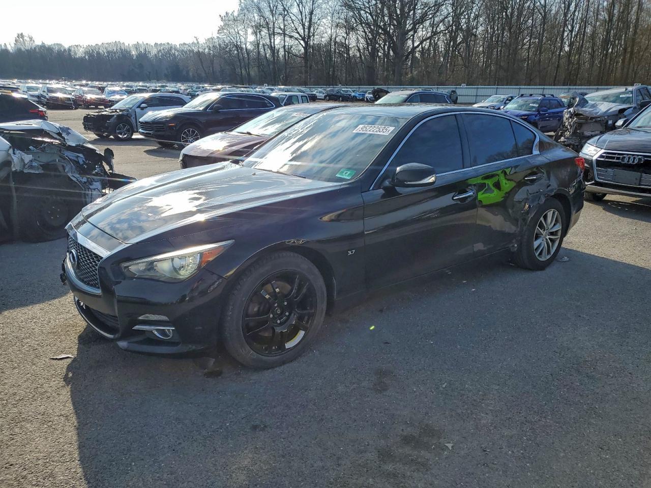 2014 Infiniti Q50 Base