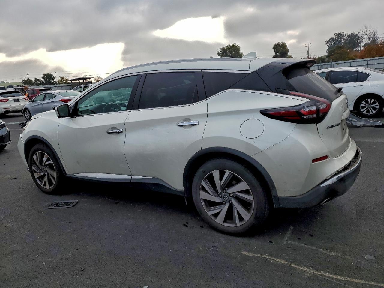 2021 Nissan Murano Sl - Image 2