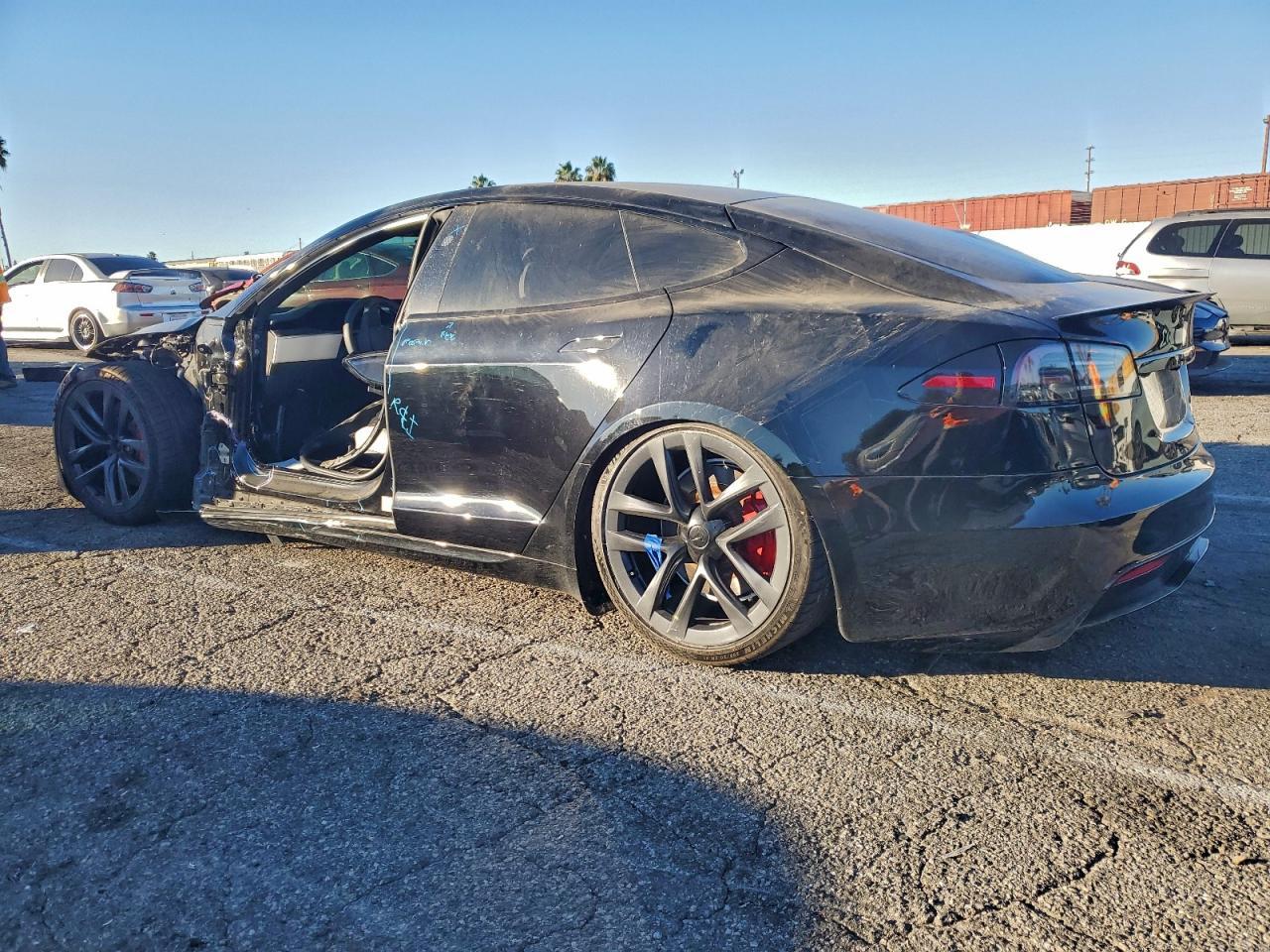 2023 Tesla Model S - Фото 2