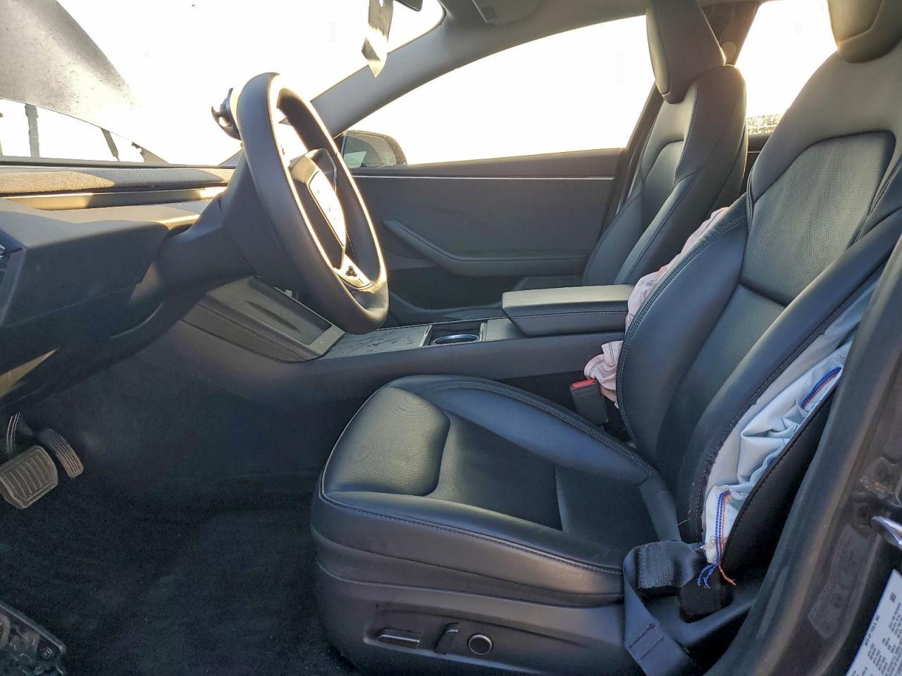 2024 Tesla Model 3 - Фото 7