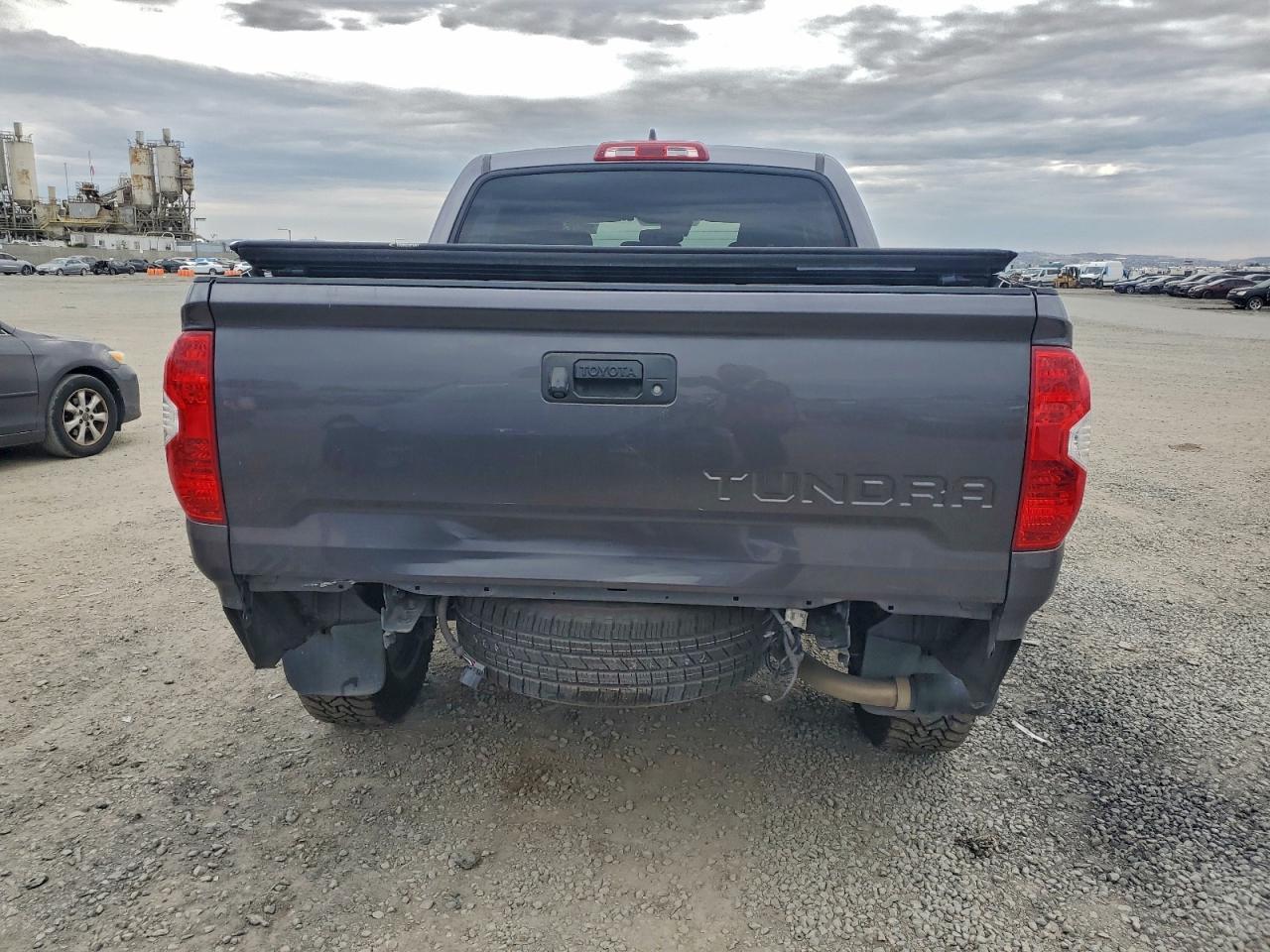 2021 Toyota Tundra Crewmax Sr5 - Фото 6