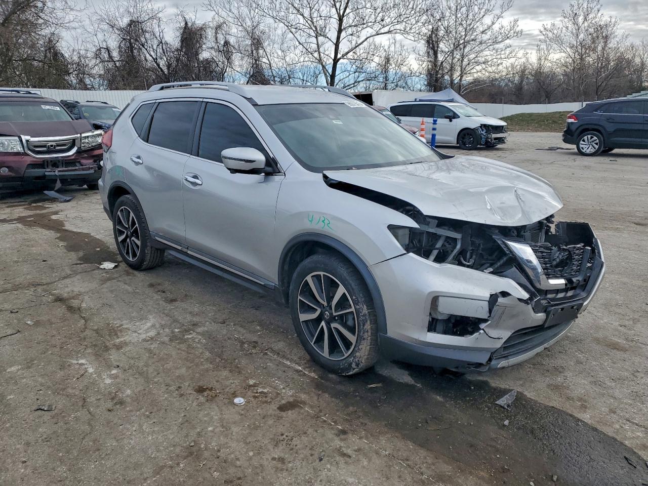 2020 Nissan Rogue S - Фото 4
