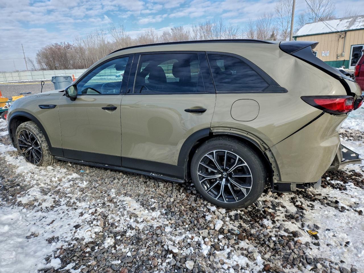 2025 Mazda Cx-70 Premium Plus - Image 2