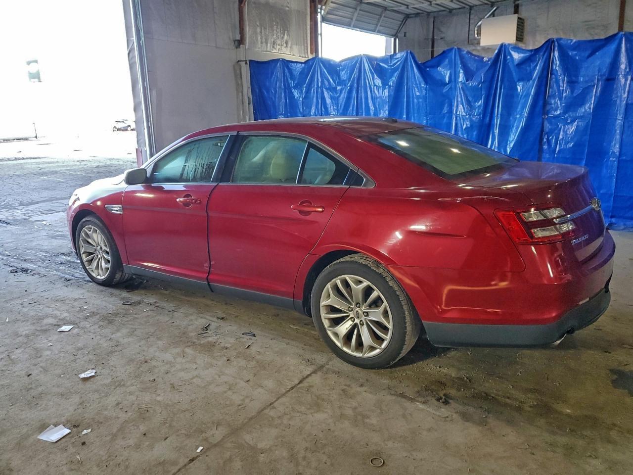 2017 Ford Taurus Limited - Фото 2