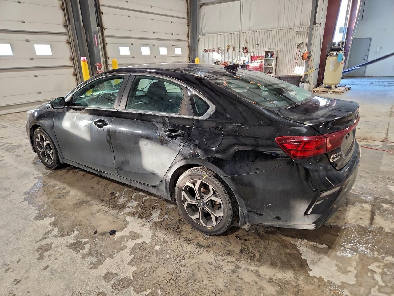 2020 Kia Forte Ex - Фото 2