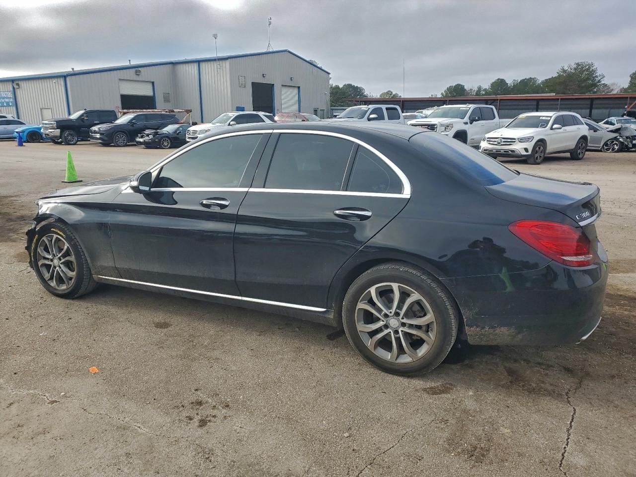 2015 Mercedes-Benz C 300 - Image 2