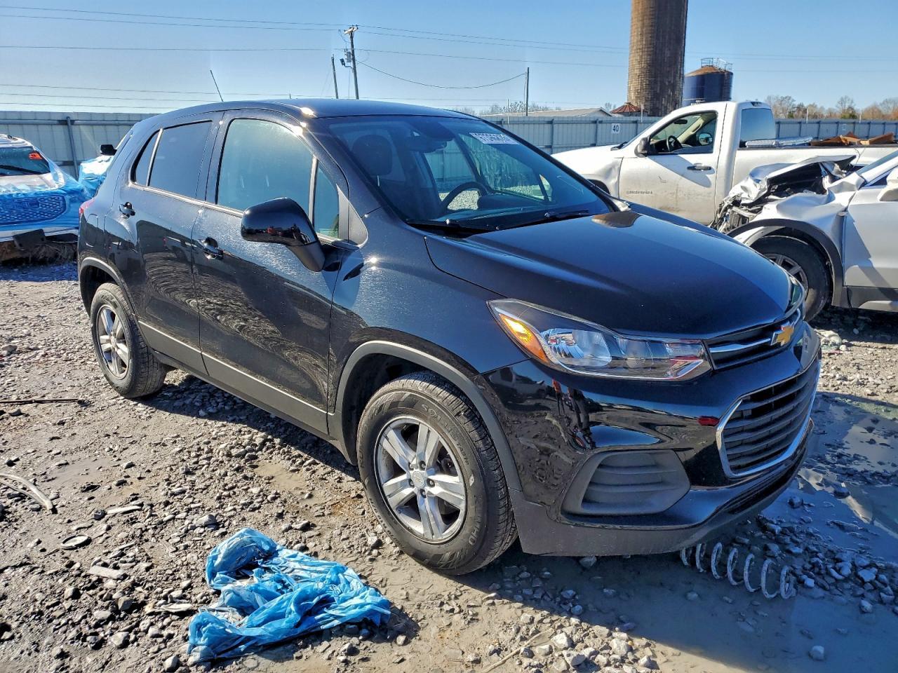 2022 Chevrolet Trax Ls - Фото 4