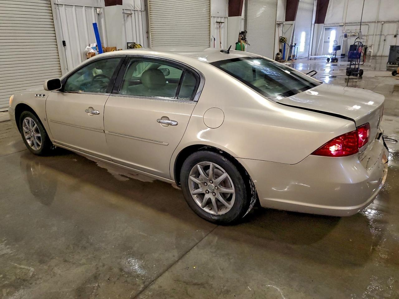 2007 Buick Lucerne - Фото 2