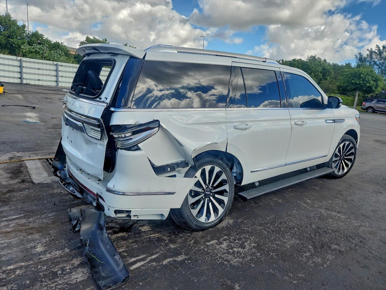 2023 Lincoln Navigator Reserve - Фото 3