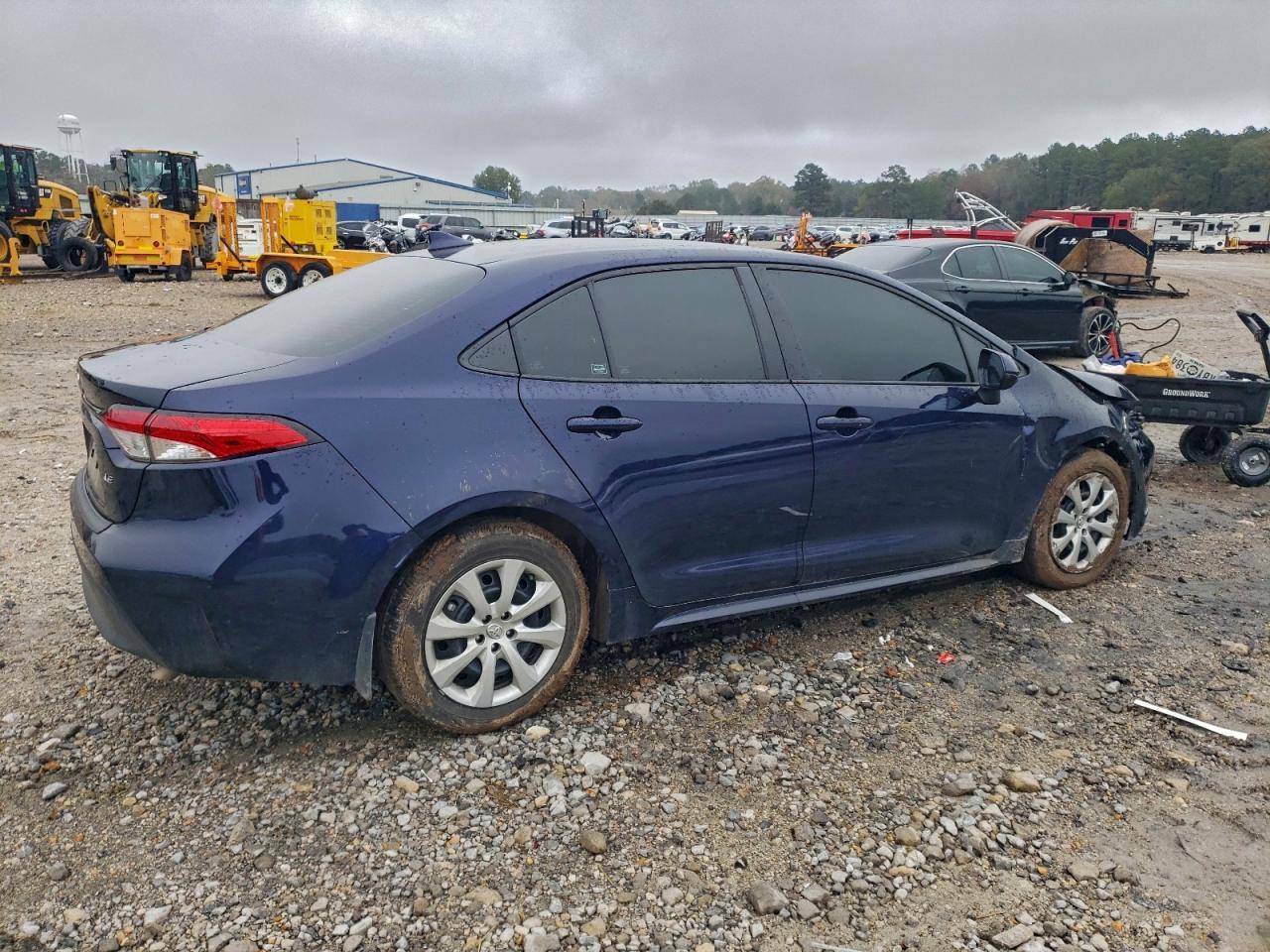 2025 Toyota Corolla Le - Фото 3