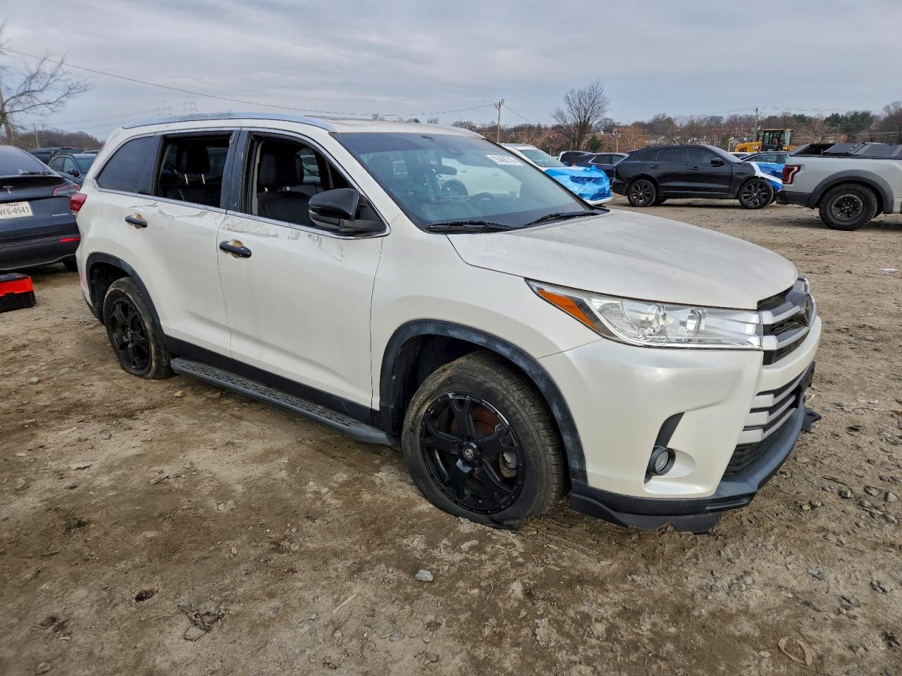 2019 Toyota Highlander Se - Фото 4