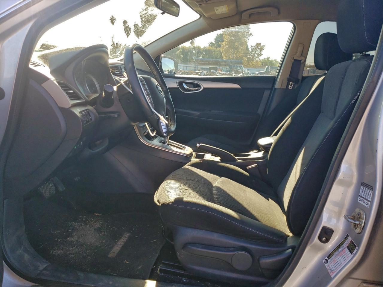 2014 Nissan Sentra S - Фото 7