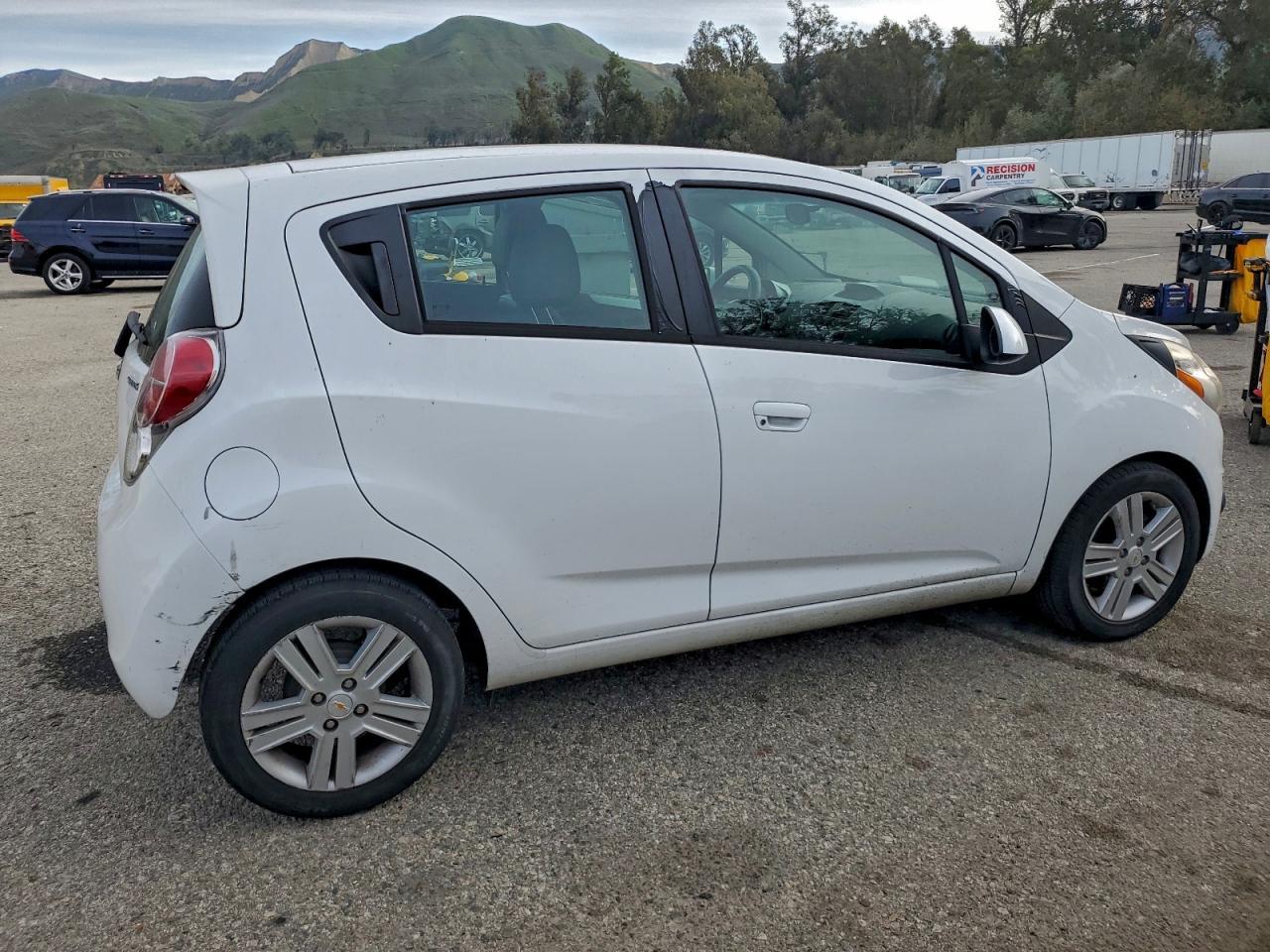 2015 Chevrolet Spark Ls - Image 3