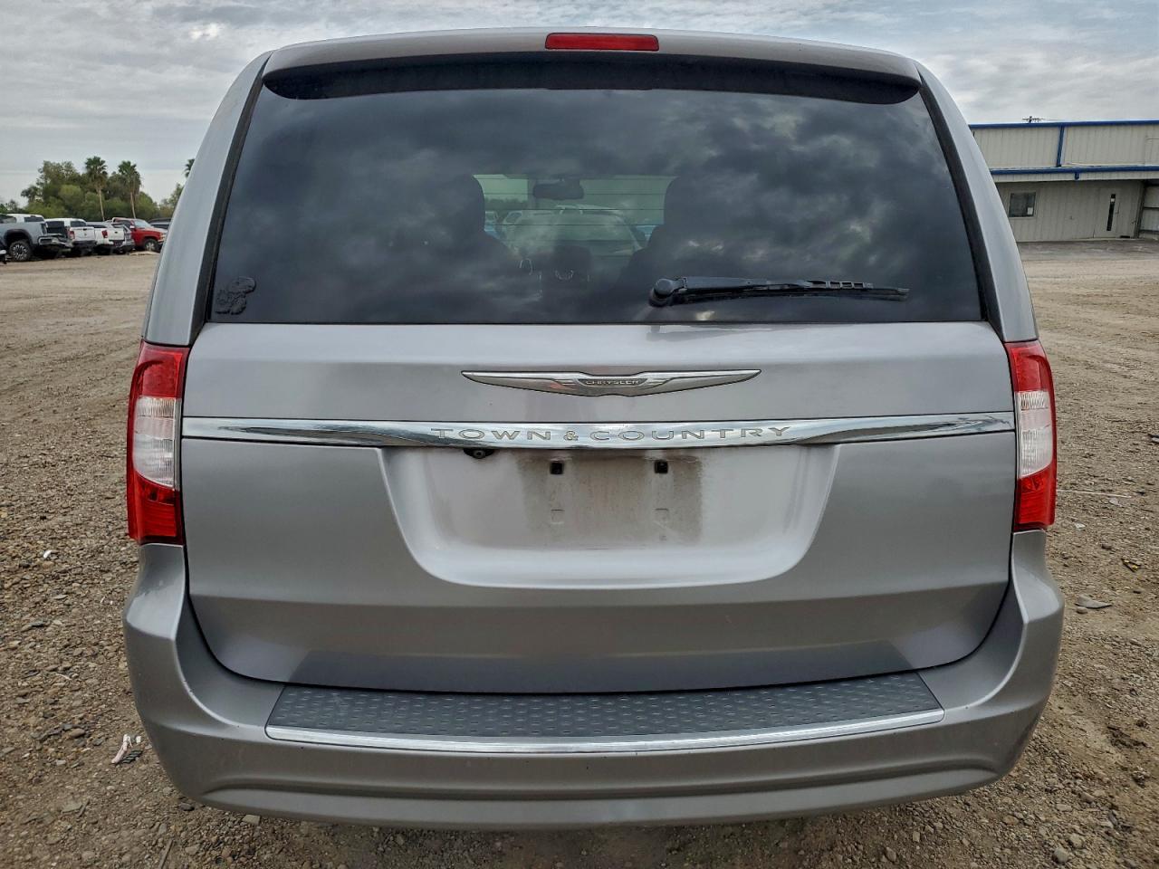 2015 Chrysler Town & Country Touring - Фото 6