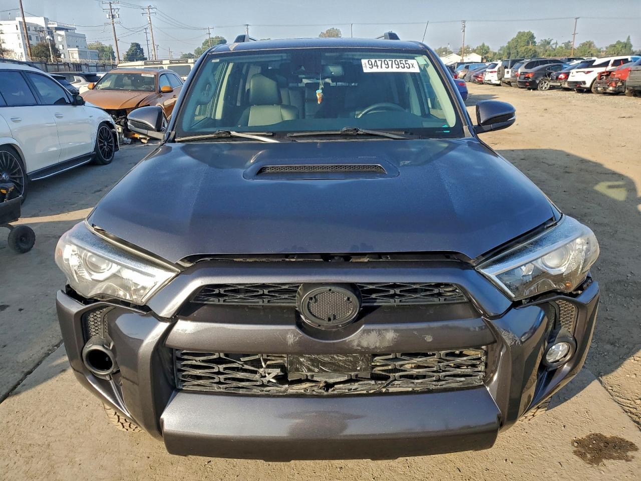 2020 Toyota 4Runner Sr5/Sr5 Premium - Image 5