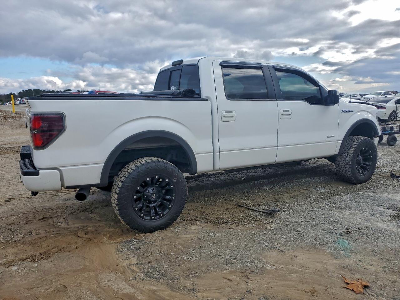 2011 Ford F150 Supercrew - Фото 3