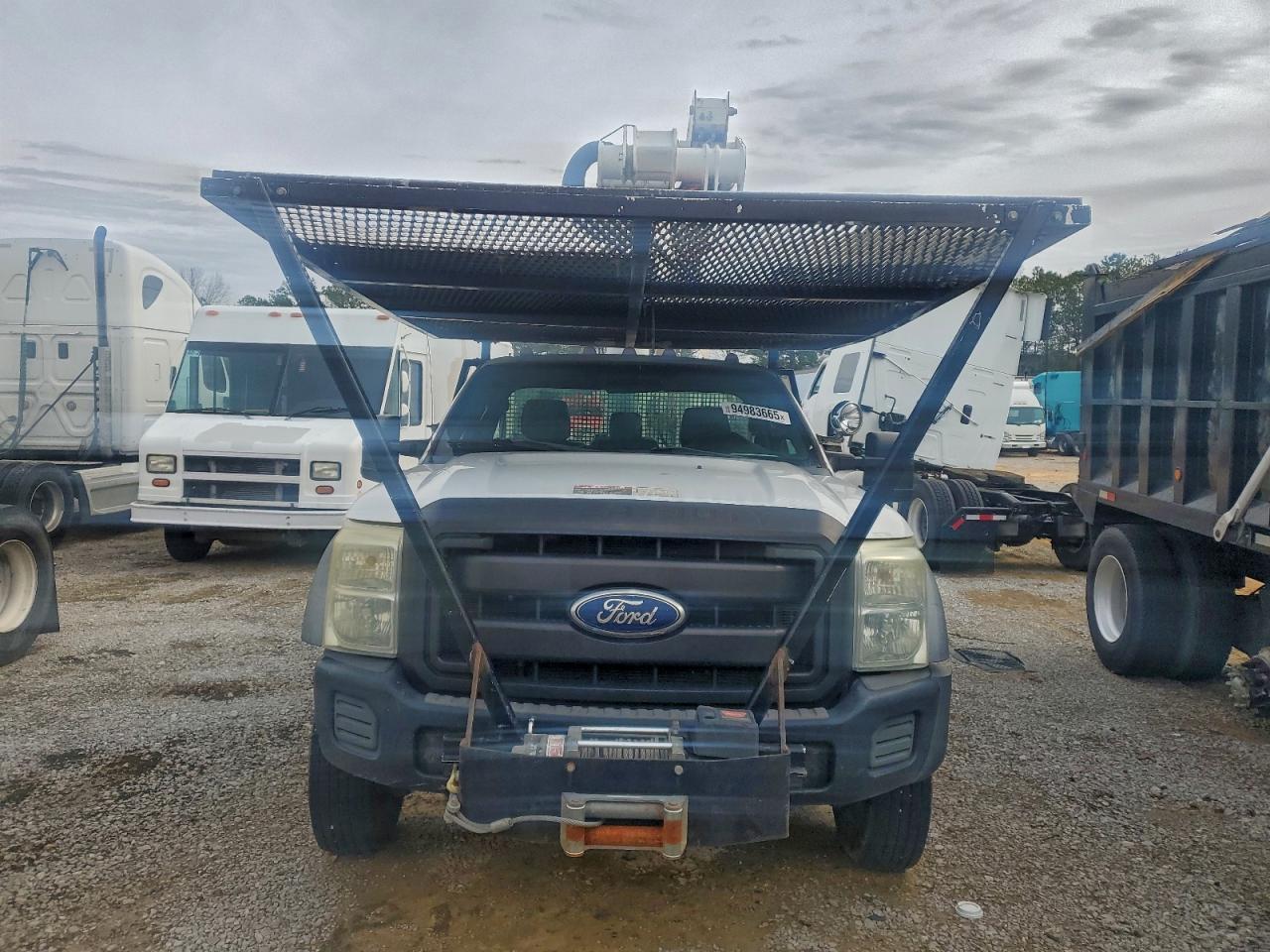 2011 Ford F550 Forestry Bucket Truck - Image 5