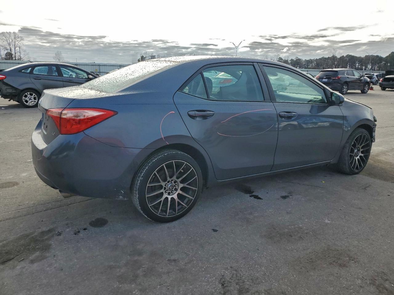 2018 Toyota Corolla L - Фото 3