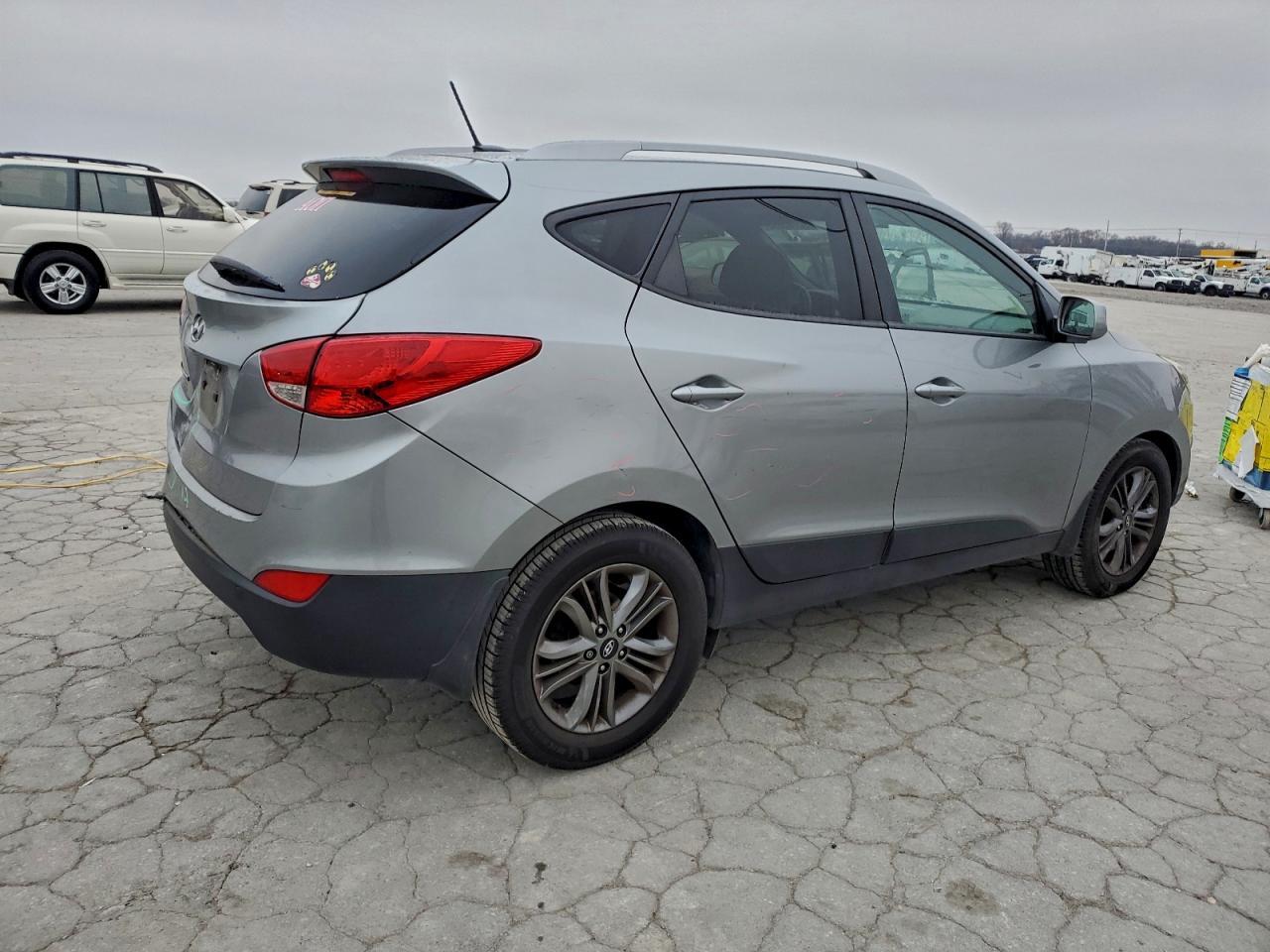2015 Hyundai Tucson Limited - Image 3