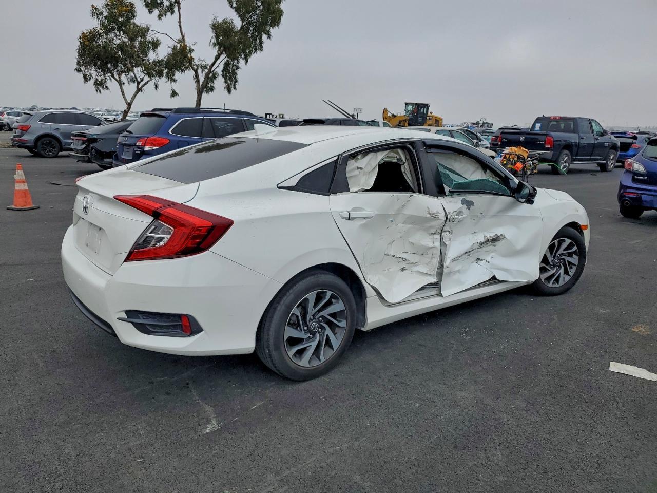 2017 Honda Civic Ex - Image 3