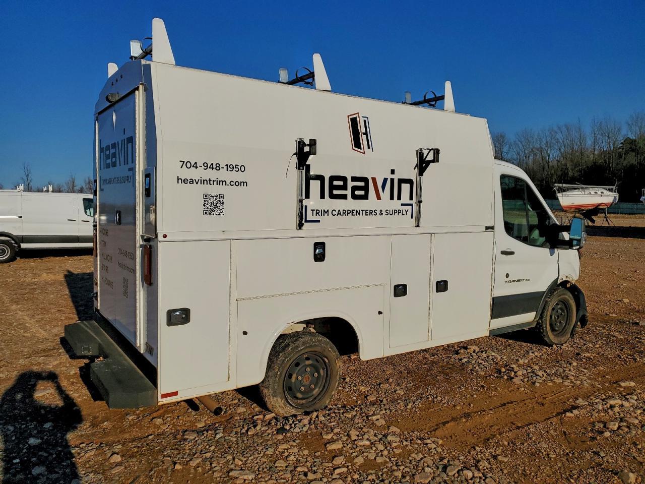 2019 Ford Transit Utility / Service Truck - Фото 3