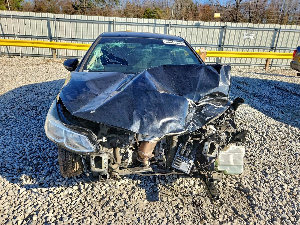 2016 Chev Cruze Ls - Image 5