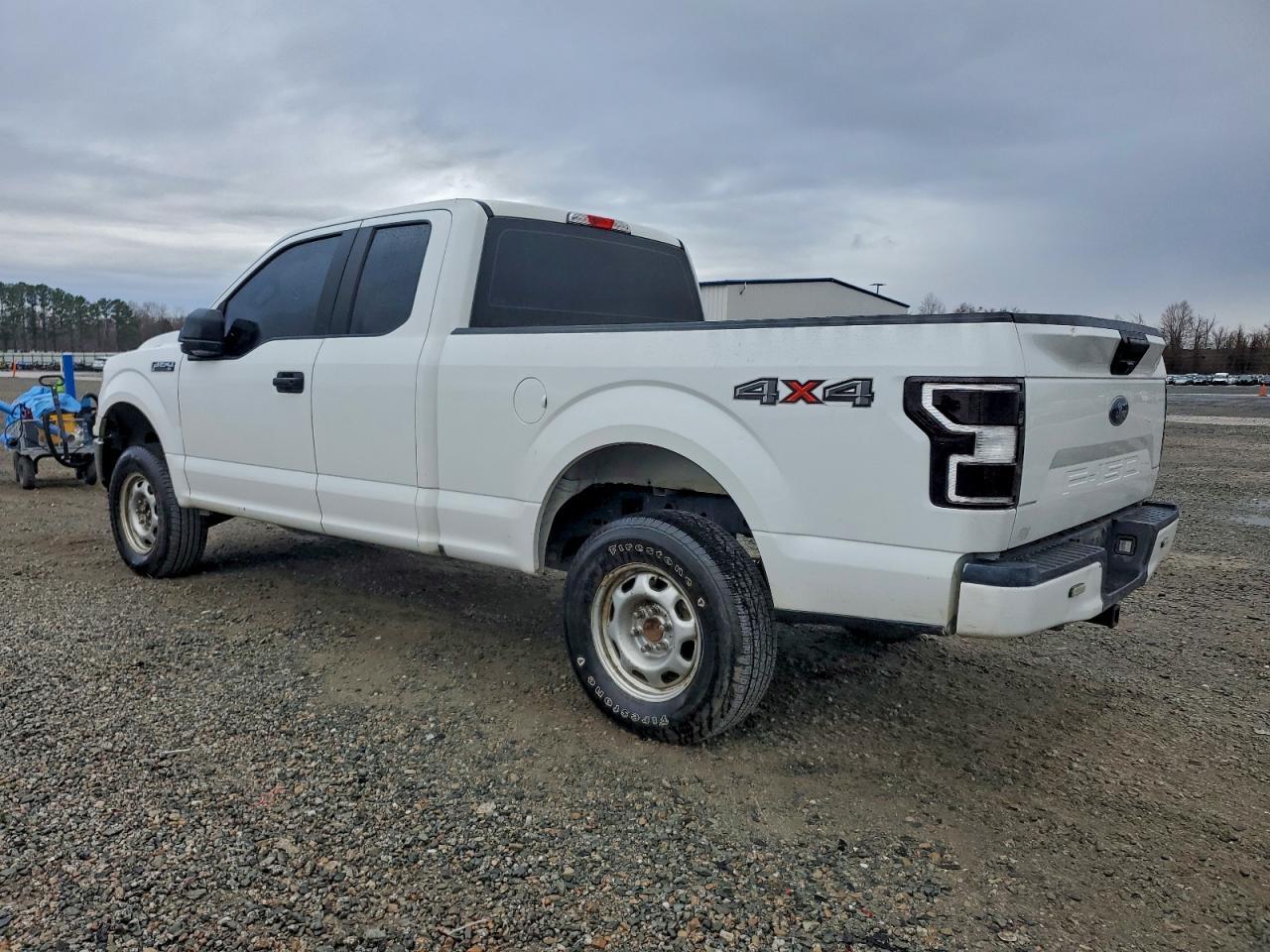 2019 Ford F150 Super Cab - Фото 2