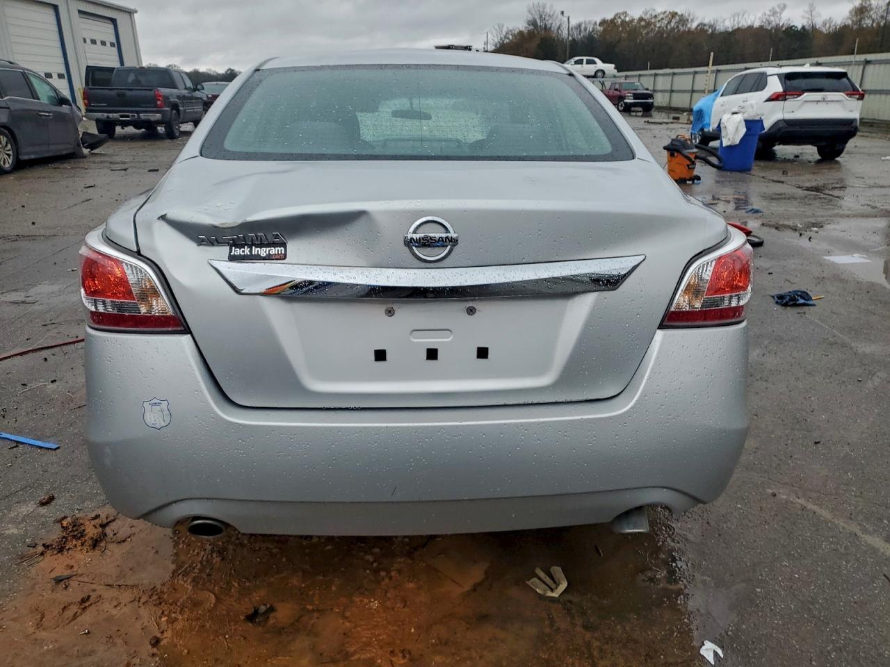2015 Nissan Altima 2.5 - Image 6