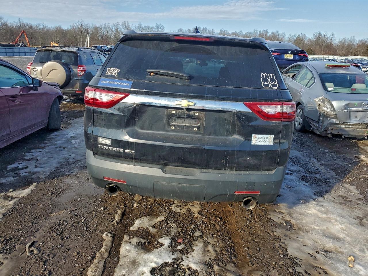 2021 Chevrolet Traverse Ls - Фото 6