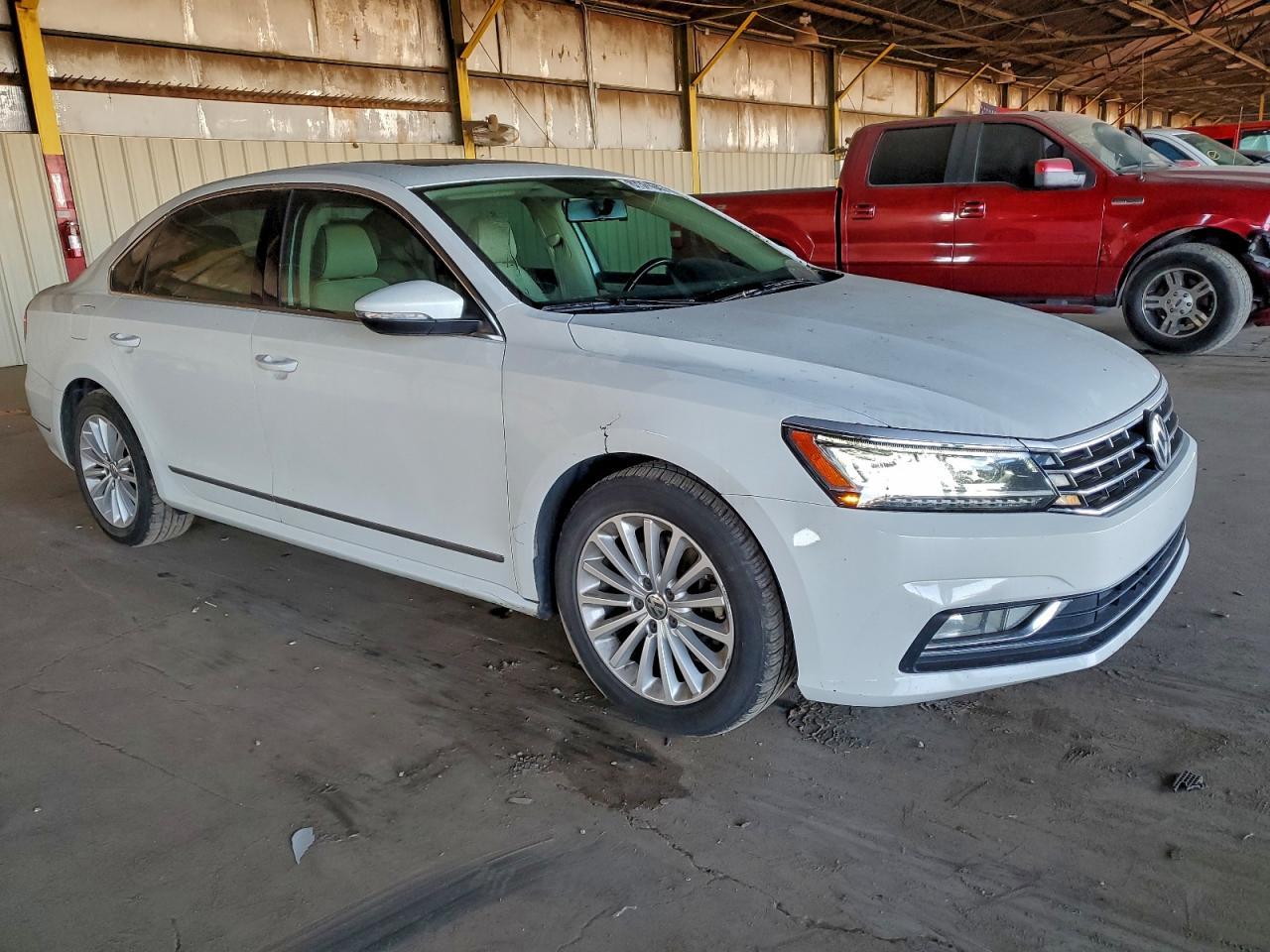 2017 Volkswagen Passat Se - Фото 4