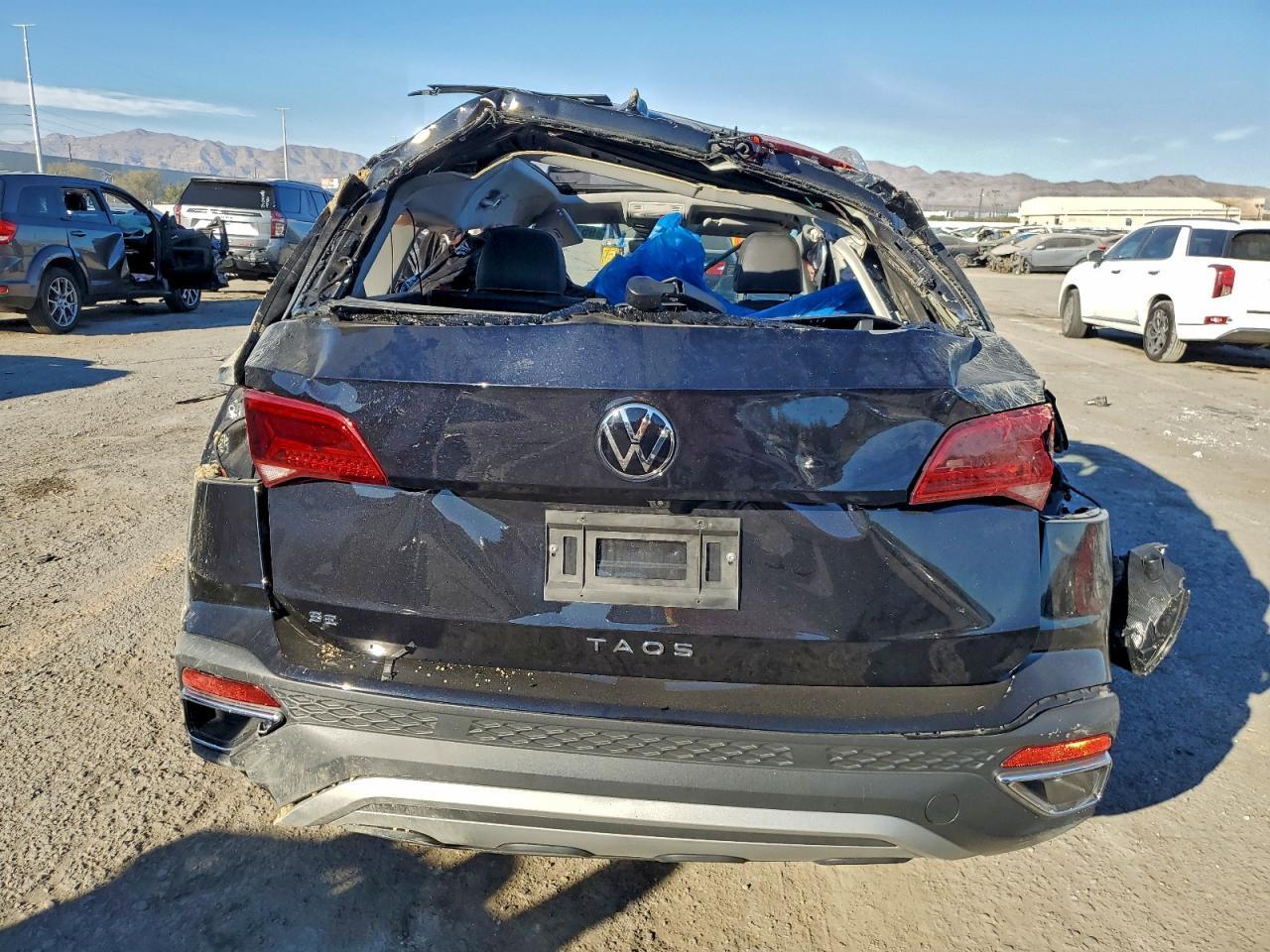 2024 Volkswagen Taos Se - Фото 6