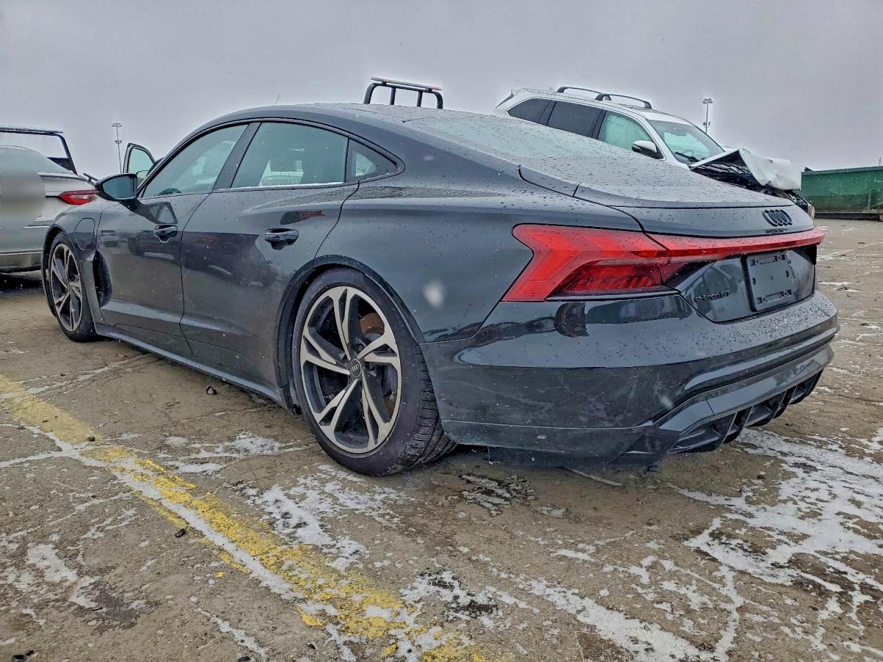 2023 Audi E-Tron Gt Premium Plus - Фото 2