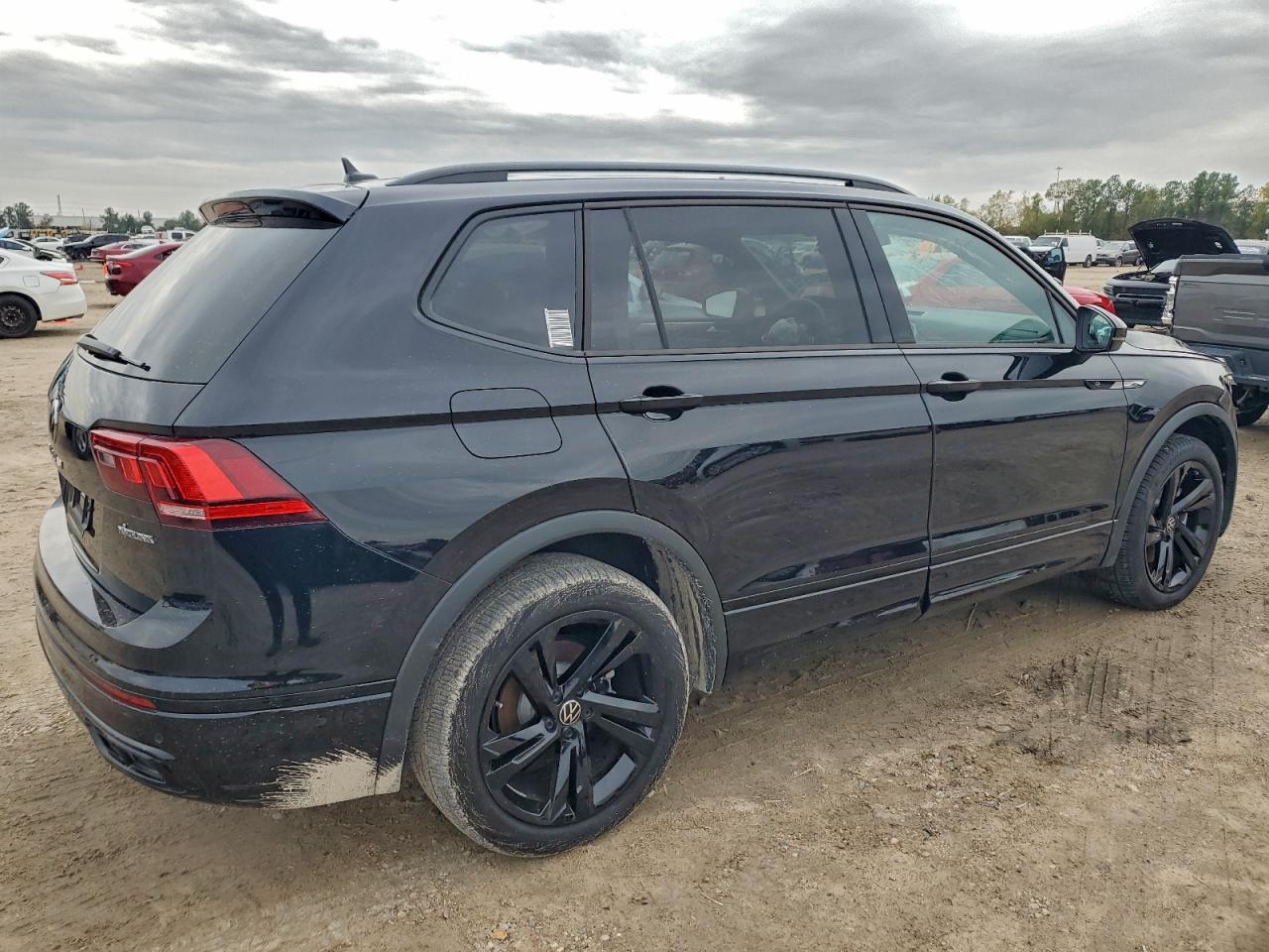 2024 Volkswagen Tiguan Se R-Line Black - Фото 3