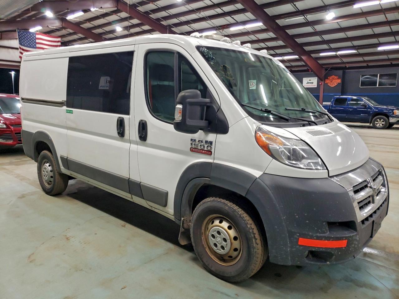 2017 Ram Promaster 1500 Delivery Van - Фото 4