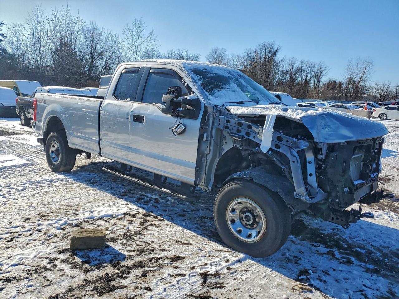 2022 Ford F350 Super Duty - Image 4