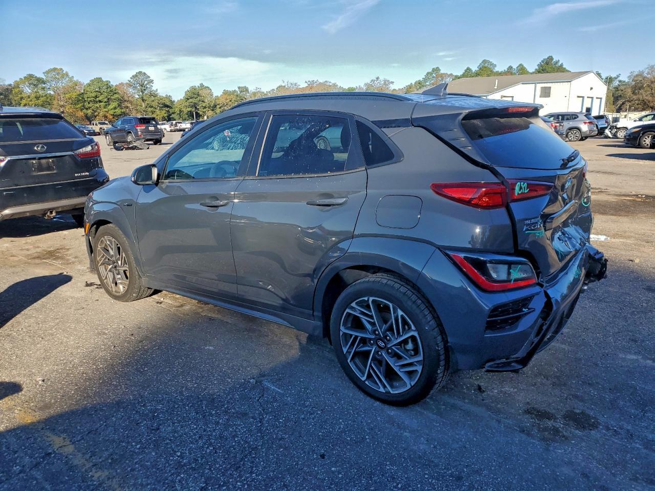 2023 Hyundai Kona Limit - Фото 2