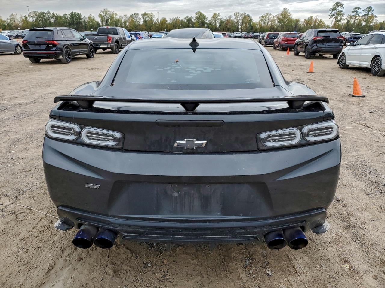 2018 Chevrolet Camaro Lt - Image 6