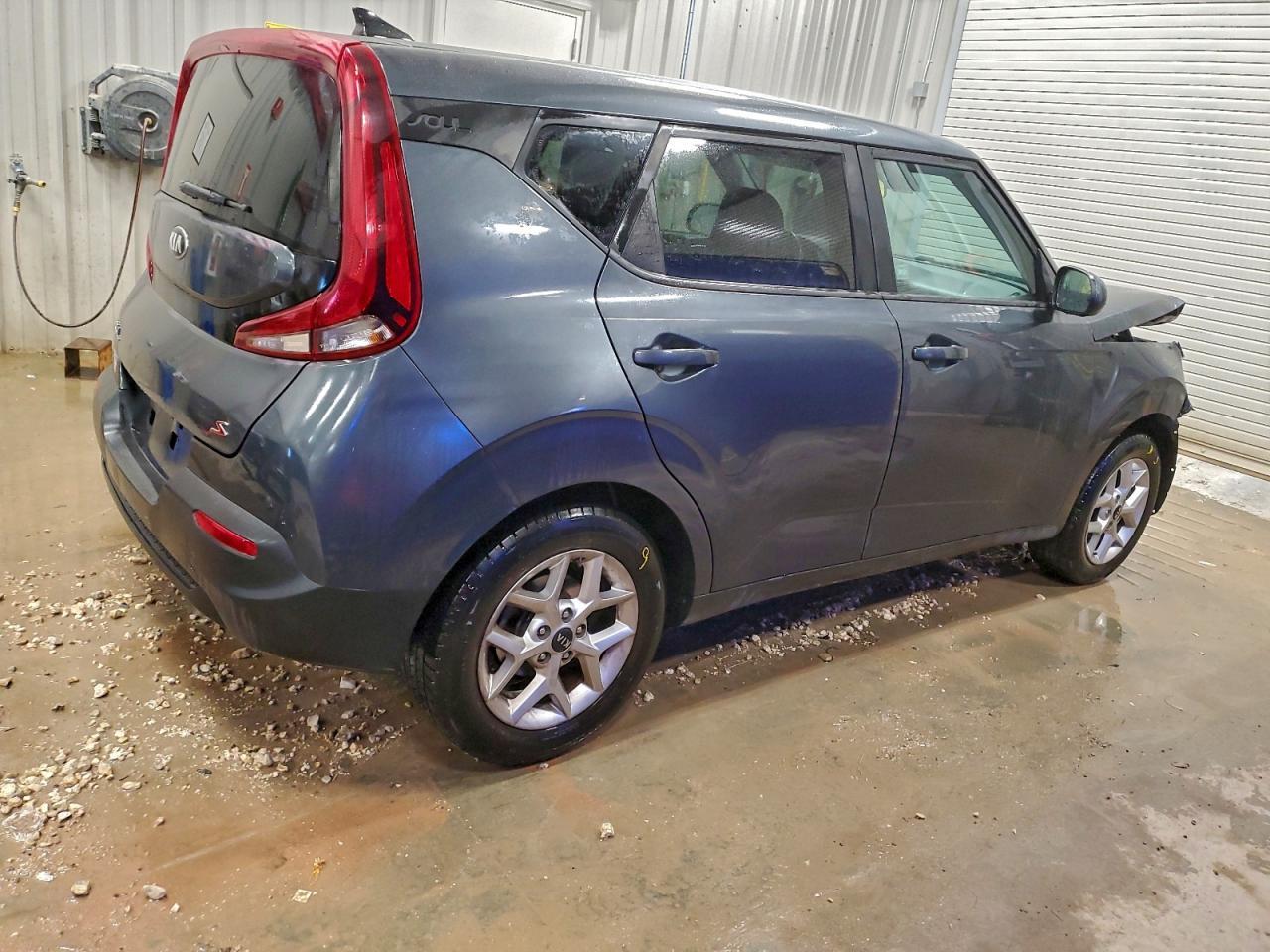 2021 Kia Soul - Image 3