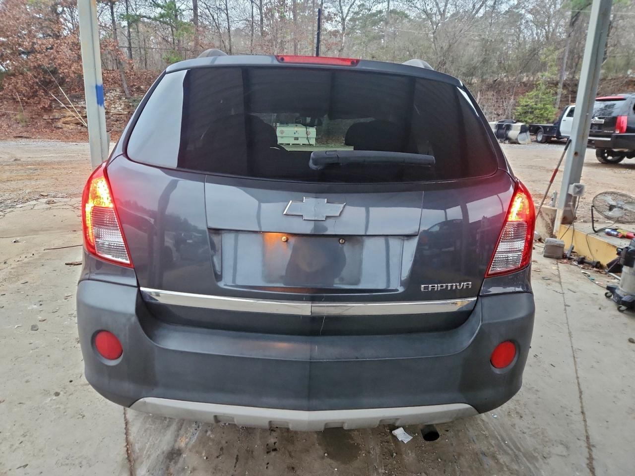 2013 Chevrolet Captiva Ls - Image 6