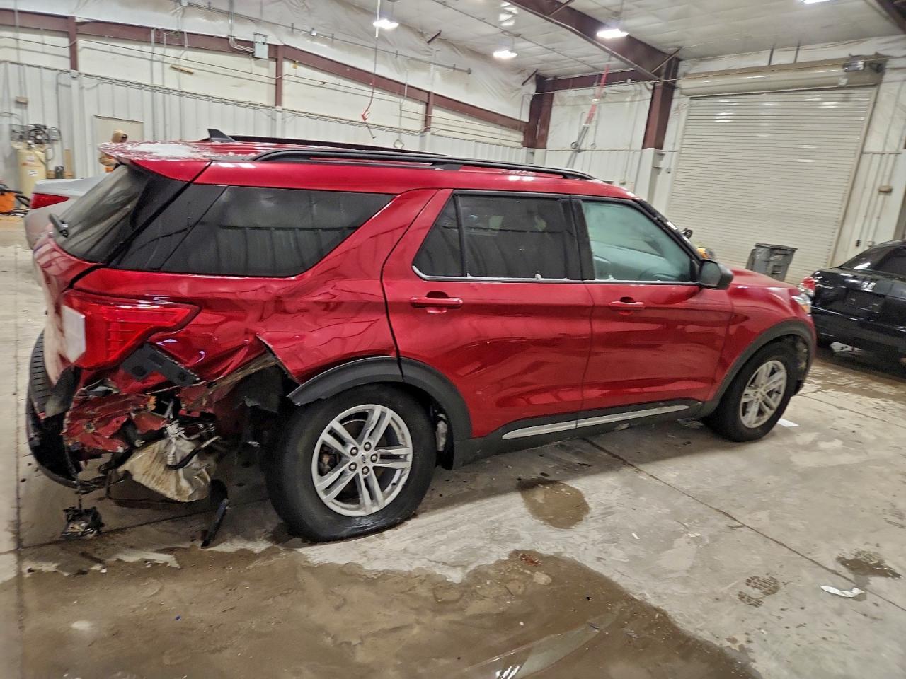 2022 Ford Explorer Xlt - Image 3
