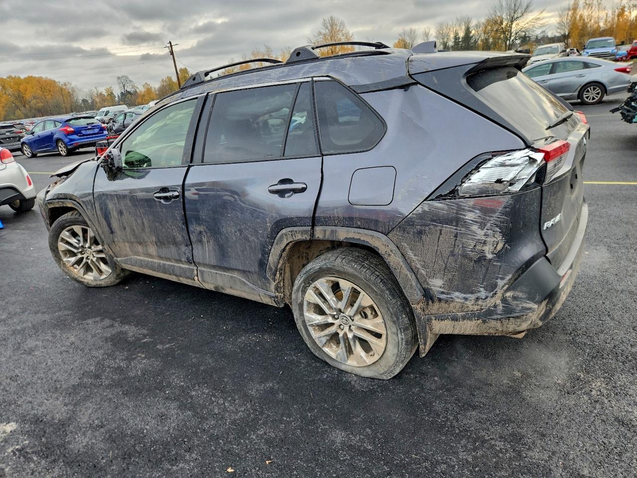 2025 Toyota Rav4 Xle Premium - Image 2