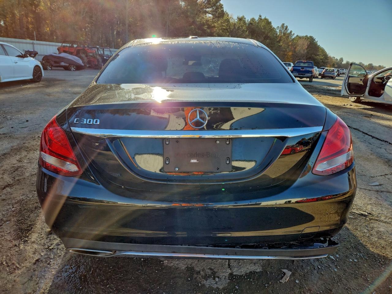 2017 Mercedes-Benz C 300 - Фото 6